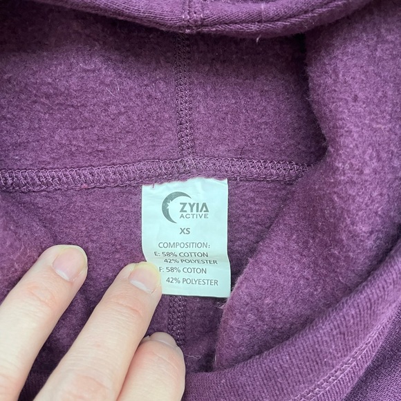 Zyia Plum Oh So Soft Sweatshirt - Picture 4 of 4